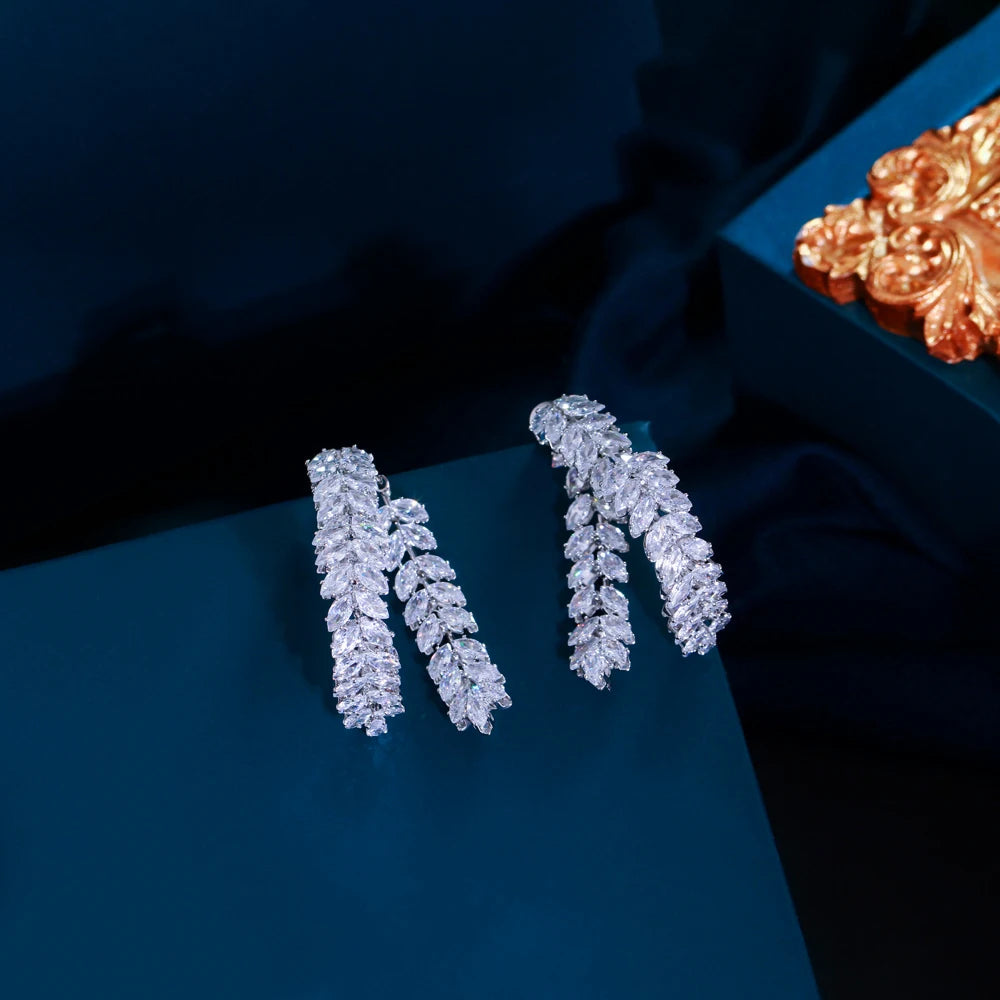 CWWZircons Cluster Fringed Leaf Shape Shiny Cubic Zirconia Dangle Drop Earrings for Women Daily Party Engagement Jewelry CZ943